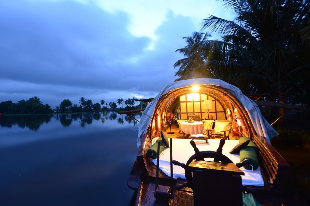 Spice Coast Cruises - Houseboat, A Cgh Earth Experience Hotel Alappuzha Exterior foto